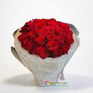 Beautiful red rose bouquet