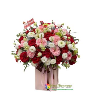 Assorted rose arrangement