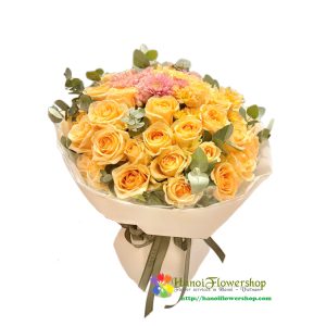 Champagne rose bouquet