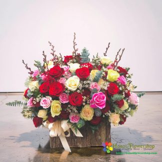 Order colorful flower arrangement delivery Hanoi