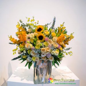 Happy birthday flower basket