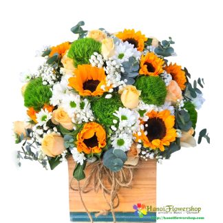 Order mixed flower arrangement delivery Hanoi