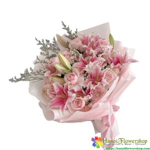 Pink lily bouquet