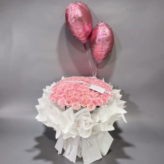 Combo rose bouquet and balloons delivery Hanoi