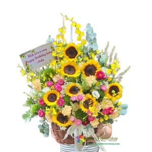 Sunflower arrangement for birthday