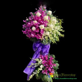 Online sympathy flower stand in Hanoi