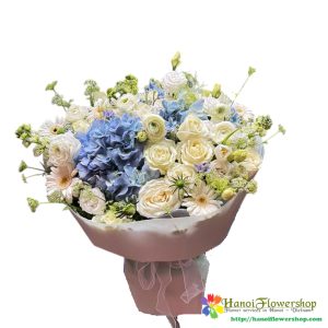 White and blue bouquet