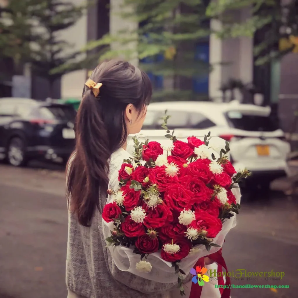Flower bouquet for women on Vietnamese Women's Day October 20
